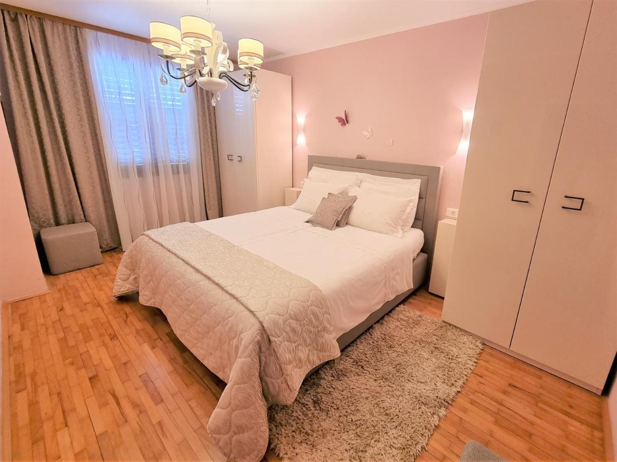 Apartments Ragusa Rovinj Exterior photo