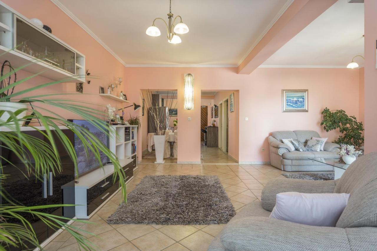 Apartments Ragusa Rovinj Exterior photo